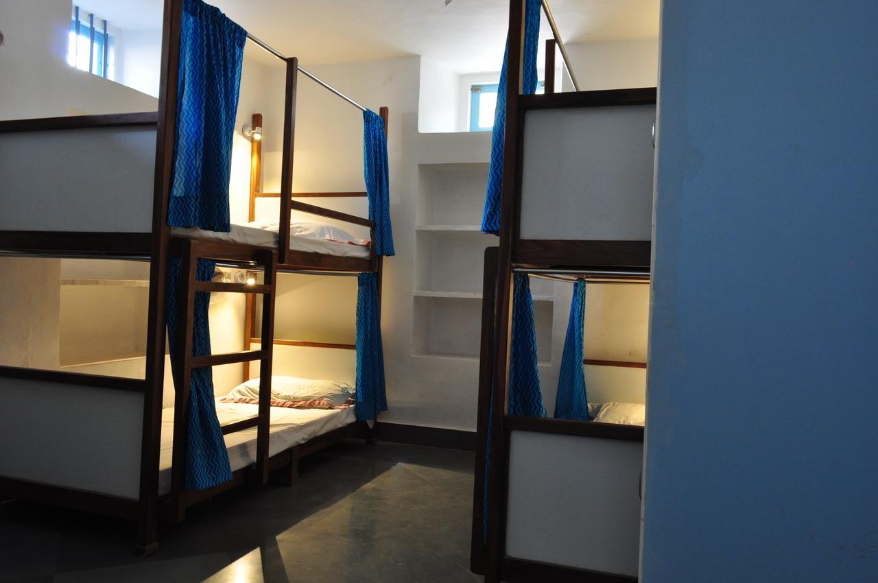 6-bed Mixed Ac dorm,610619292:JPEG